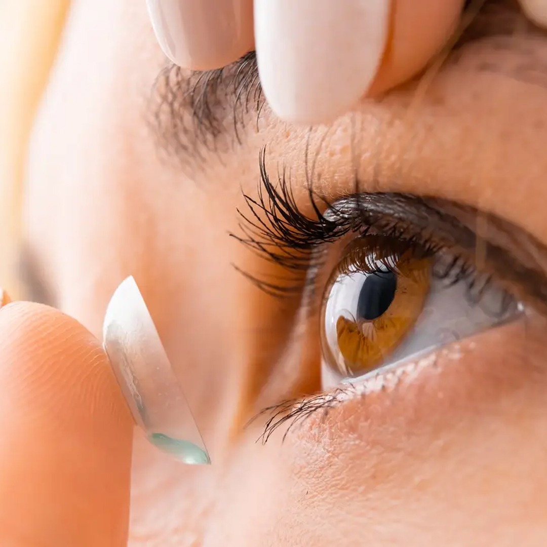 Contact lens at Navjeevan hospital, best hospital in Panipat