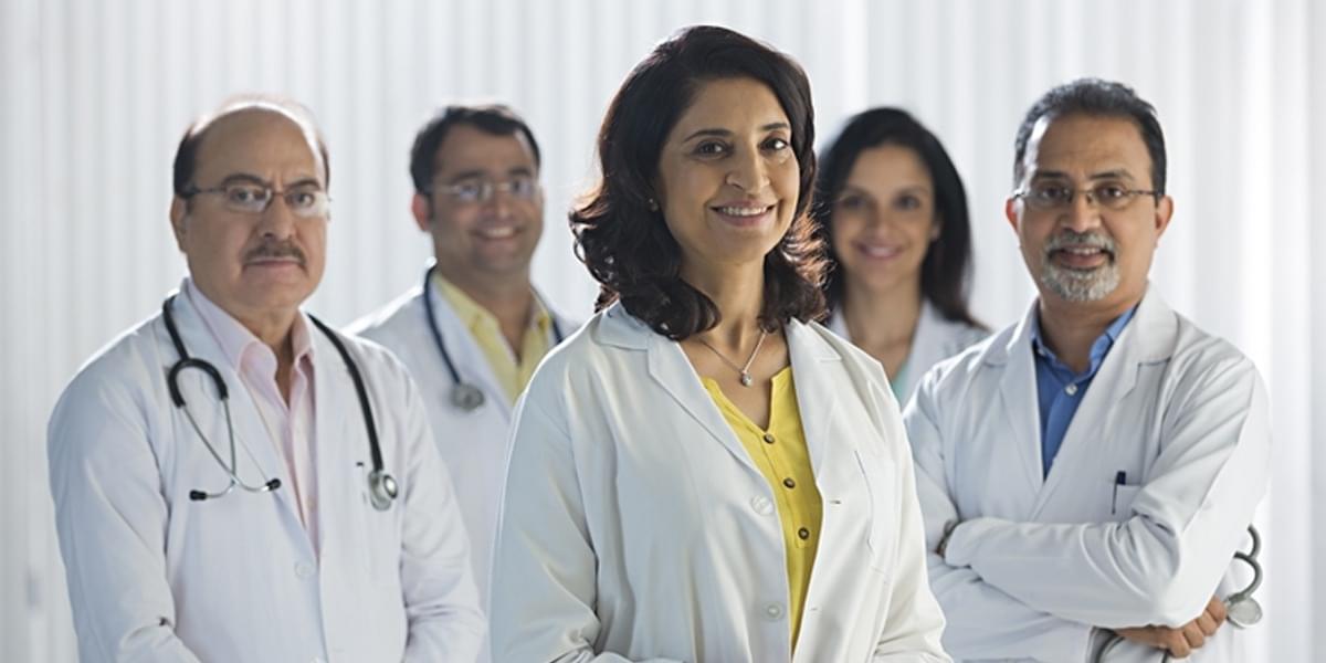 Doctors at Navjeevan hospital, best hospital in Panipat